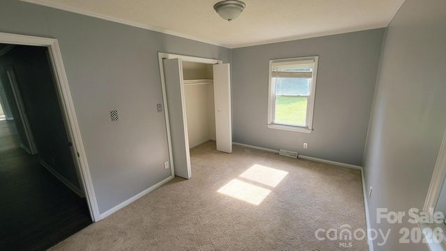 228 Tot Dellinger Road, Cherryville, NC 28021