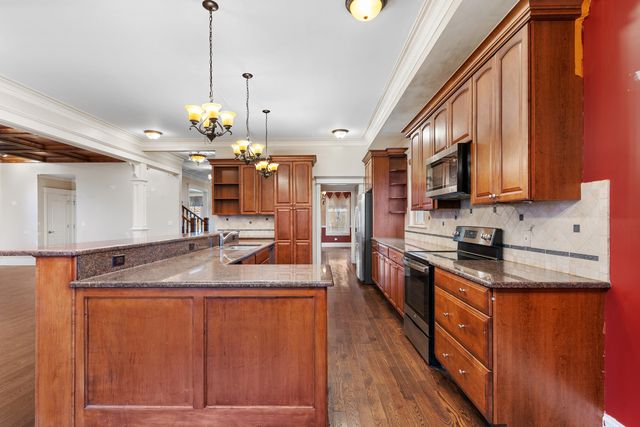 1009 Walter Street, Lemont, IL 60439