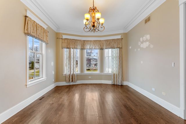 1009 Walter Street, Lemont, IL 60439