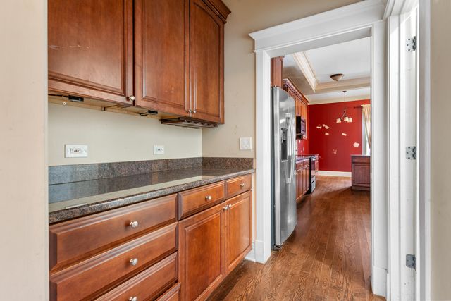 1009 Walter Street, Lemont, IL 60439