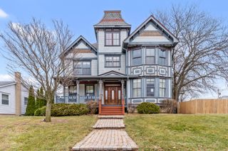 1009 Walter Street, Lemont, IL 60439