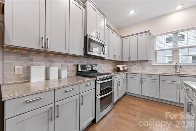 9205 Bluefield Street, Charlotte, NC 28273