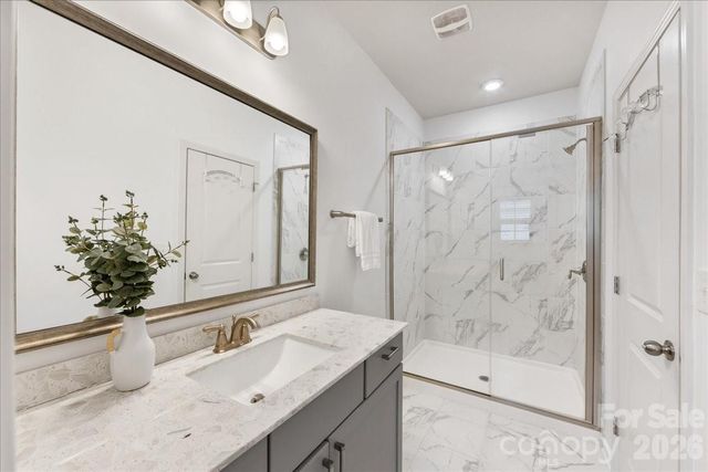 9205 Bluefield Street, Charlotte, NC 28273