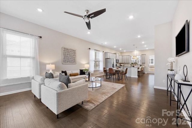 9205 Bluefield Street, Charlotte, NC 28273