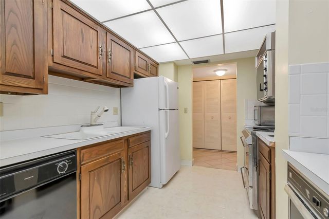 634 EDGEWATER DRIVE 848, Dunedin, FL 34698