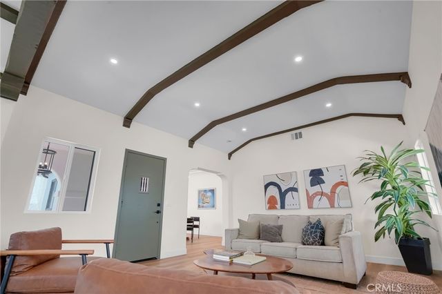 1912 W 76th, Los Angeles, CA 90047