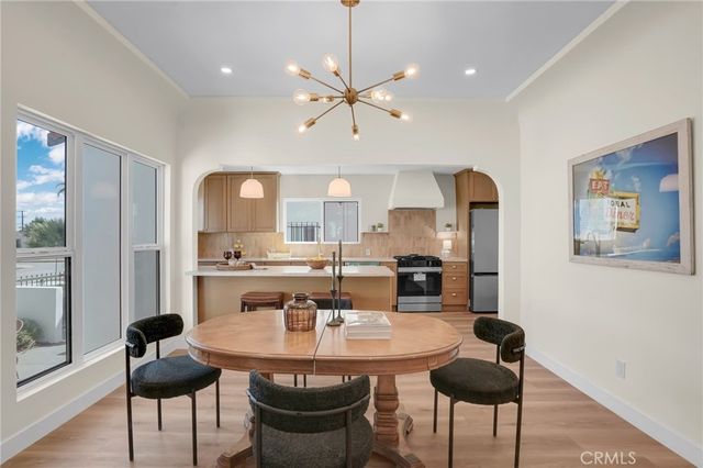 1912 W 76th, Los Angeles, CA 90047