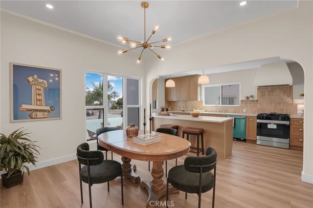 1912 W 76th, Los Angeles, CA 90047