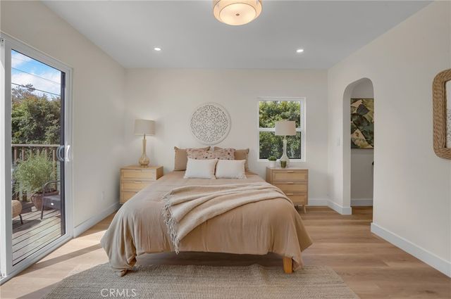 1912 W 76th, Los Angeles, CA 90047