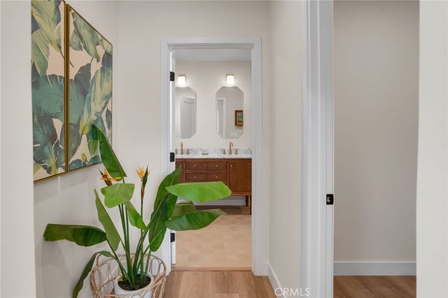 1912 W 76th, Los Angeles, CA 90047