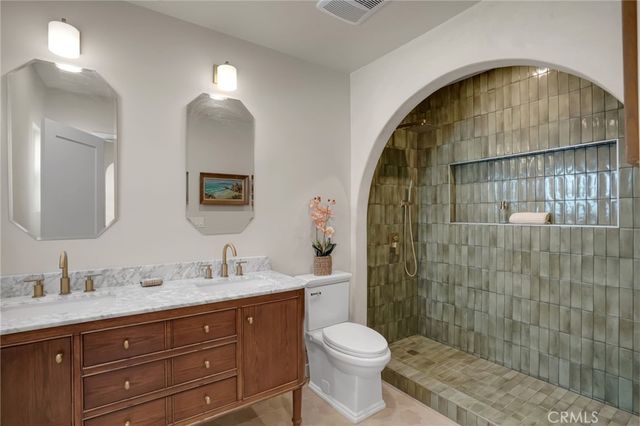 1912 W 76th, Los Angeles, CA 90047