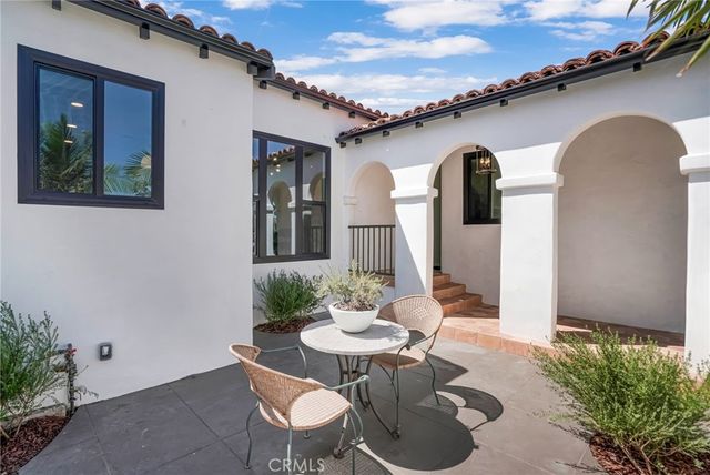 1912 W 76th, Los Angeles, CA 90047