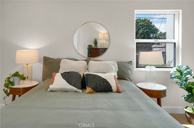 1912 W 76th, Los Angeles, CA 90047