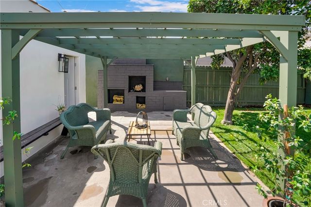 1912 W 76th, Los Angeles, CA 90047