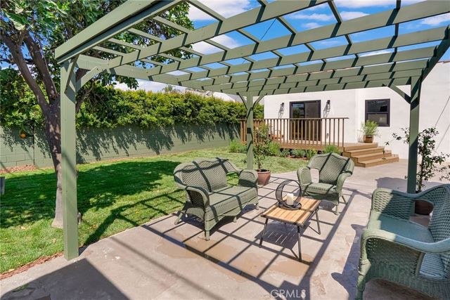1912 W 76th, Los Angeles, CA 90047