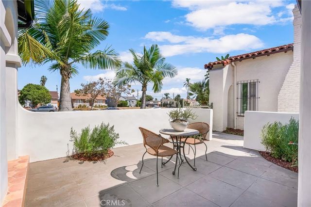 1912 W 76th, Los Angeles, CA 90047