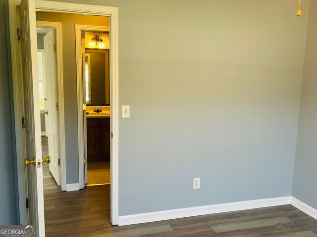 405 Peeks Crossing Drive, Senoia, GA 30276