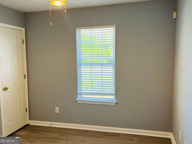 405 Peeks Crossing Drive, Senoia, GA 30276