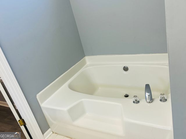 405 Peeks Crossing Drive, Senoia, GA 30276