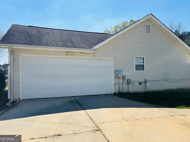 405 Peeks Crossing Drive, Senoia, GA 30276
