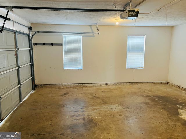 405 Peeks Crossing Drive, Senoia, GA 30276