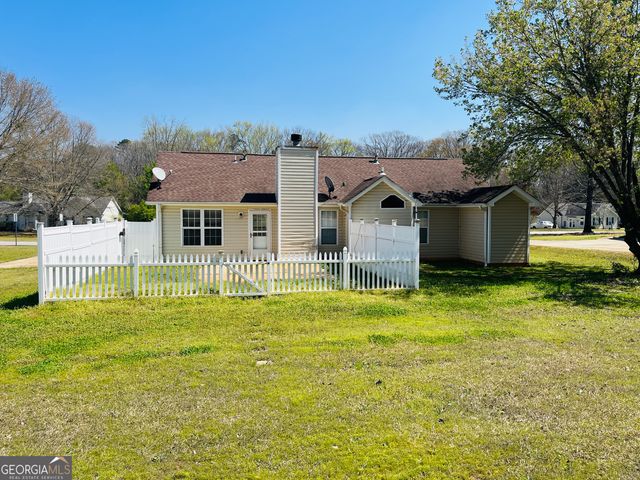 405 Peeks Crossing Drive, Senoia, GA 30276