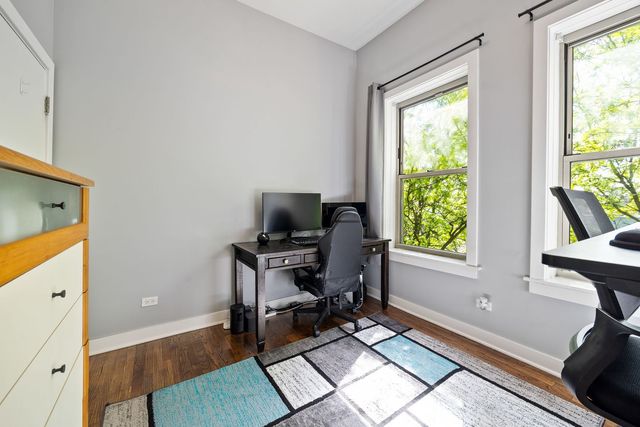 4055 N Wolcott Avenue 3S, Chicago, IL 60613
