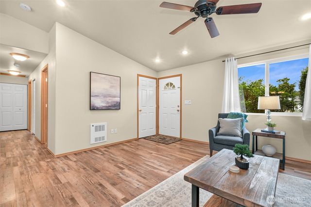 8414 14th Place SE, Lake Stevens, WA 98258