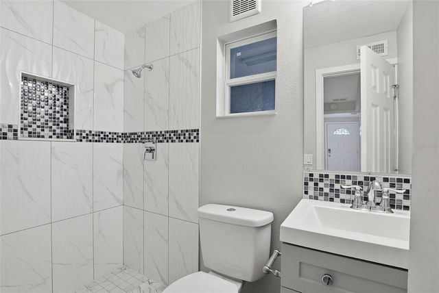 6033 W AMELIA STREET, Orlando, FL 32835