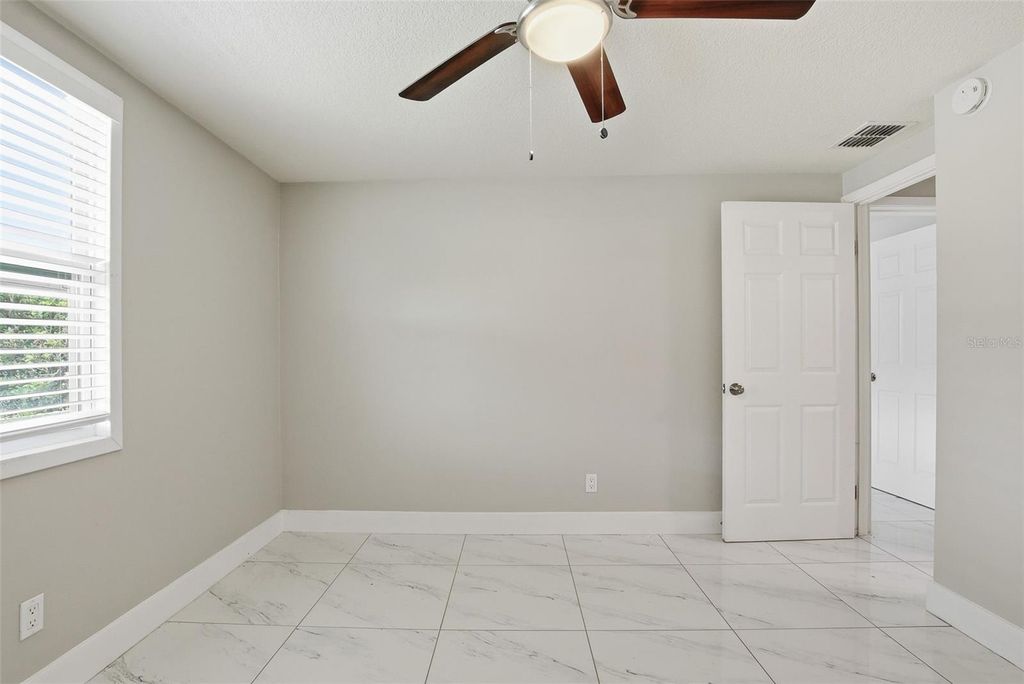Image 19 of property listing at 6033 W AMELIA STREET, Orlando, FL 32835