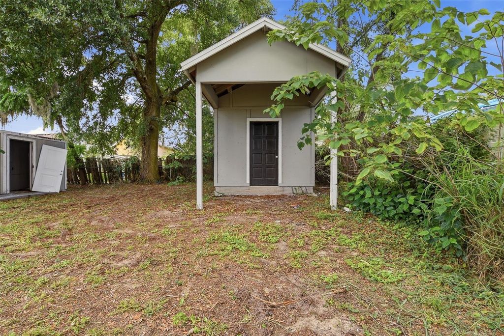 Image 28 of property listing at 6033 W AMELIA STREET, Orlando, FL 32835