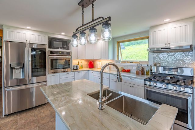 98 Boucher Road, Guildhall, VT 05905