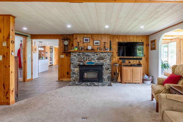 98 Boucher Road, Guildhall, VT 05905