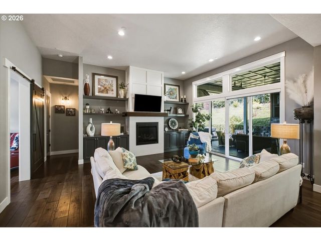 6550 CONGRESSIONAL Ct Se, Salem, OR 97306