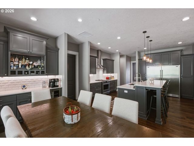 6550 CONGRESSIONAL Ct Se, Salem, OR 97306