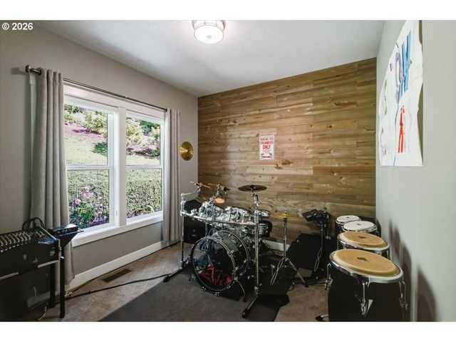 6550 CONGRESSIONAL Ct Se, Salem, OR 97306
