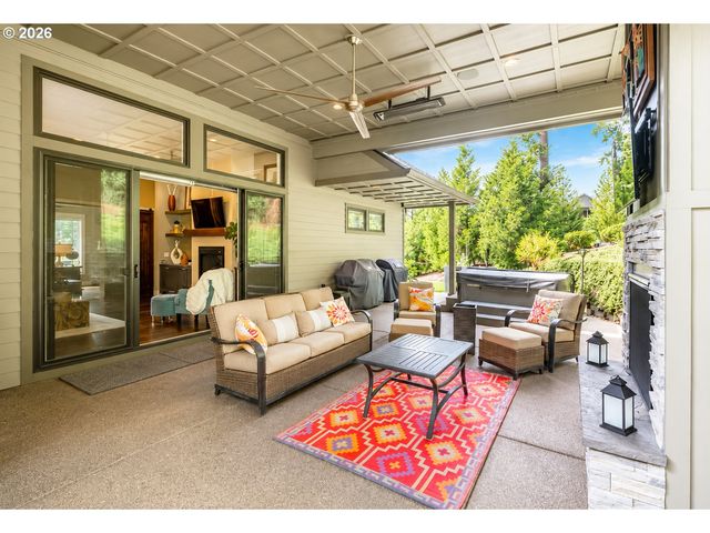 6550 CONGRESSIONAL Ct Se, Salem, OR 97306