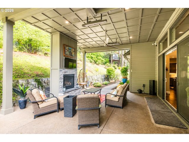 6550 CONGRESSIONAL Ct Se, Salem, OR 97306