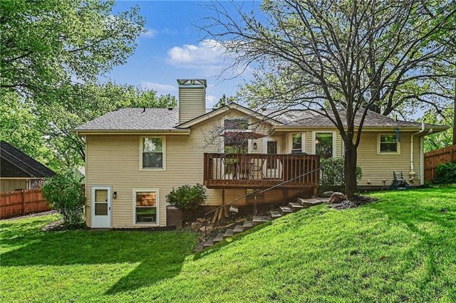 1026 NE 97th Place, Kansas City, MO 64155