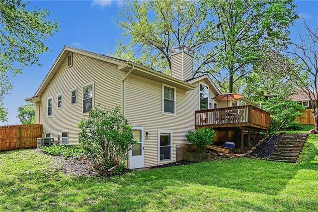 1026 NE 97th Place, Kansas City, MO 64155