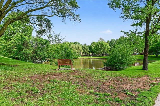 1026 NE 97th Place, Kansas City, MO 64155