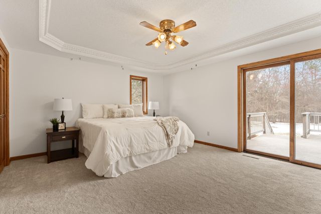 1090 Buckridge Drive NE, Rochester, MN 55906