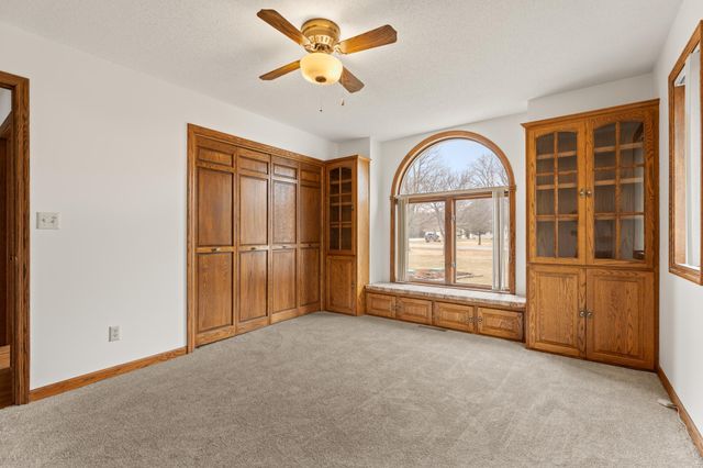 1090 Buckridge Drive NE, Rochester, MN 55906