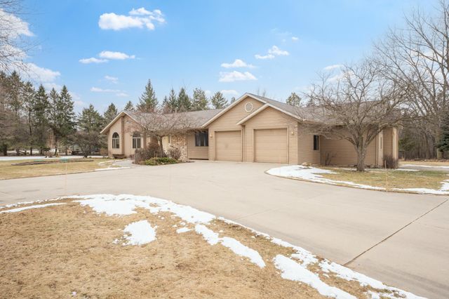 1090 Buckridge Drive NE, Rochester, MN 55906
