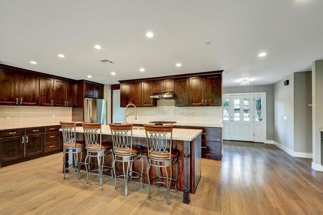 14531 Garden Rd, Poway, CA 92064