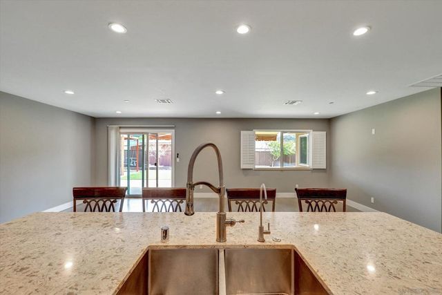 14531 Garden Rd, Poway, CA 92064