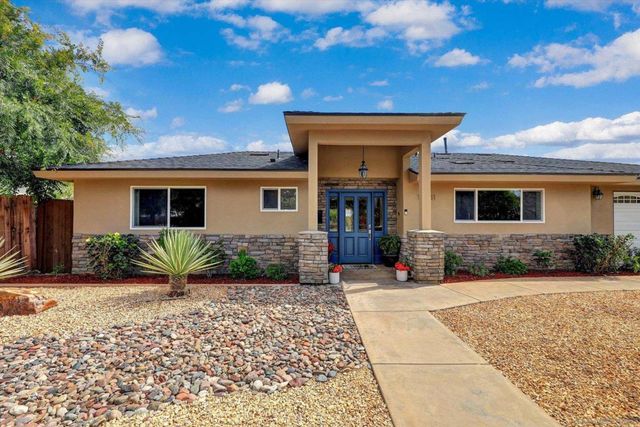 14531 Garden Rd, Poway, CA 92064