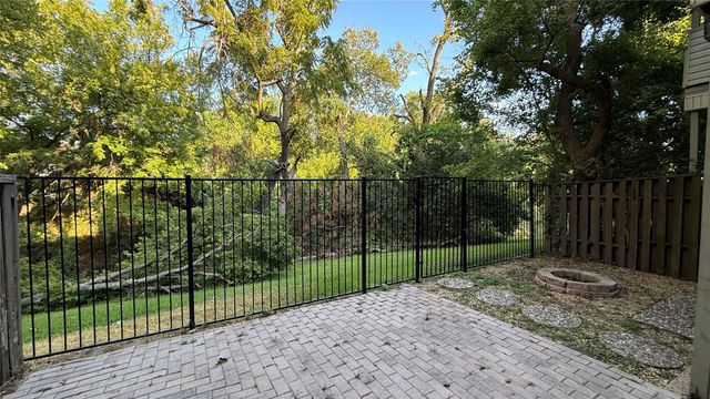 7340 Skillman Street 909, Dallas, TX 75231