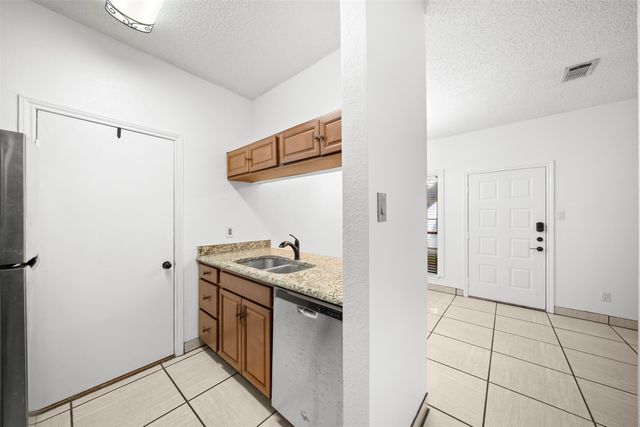 7340 Skillman Street 909, Dallas, TX 75231