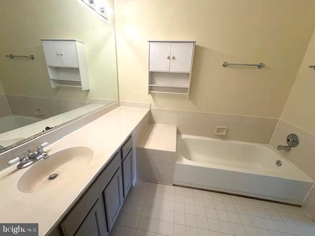 2162 KINGS GARDEN WAY, Falls Church, VA 22043